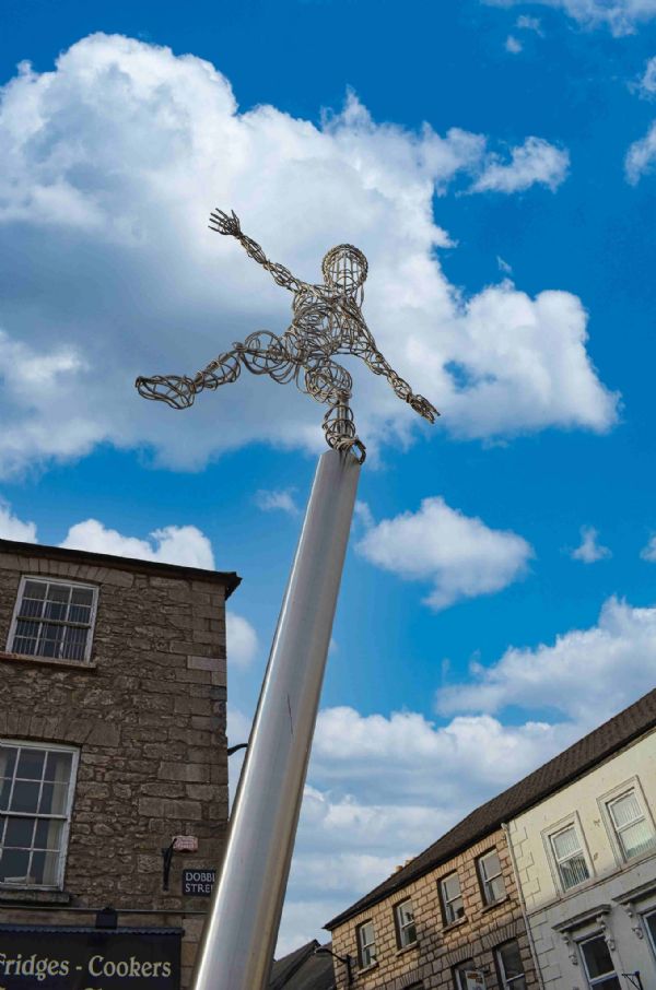 Sculpture Dobbin/Scotch Street 'For the love of Emer' byJohn Hutton